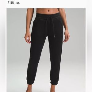 Lululemon Scuba joggers 7/8 length